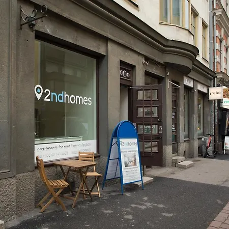 Apartment 2ndhomes City Center 2br By The Finnish National Theatre With Balcony And Park View